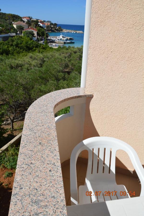 Apartments And Rooms By The Sea Jakisnica, Pag - 4160 Lun  Dış mekan fotoğraf