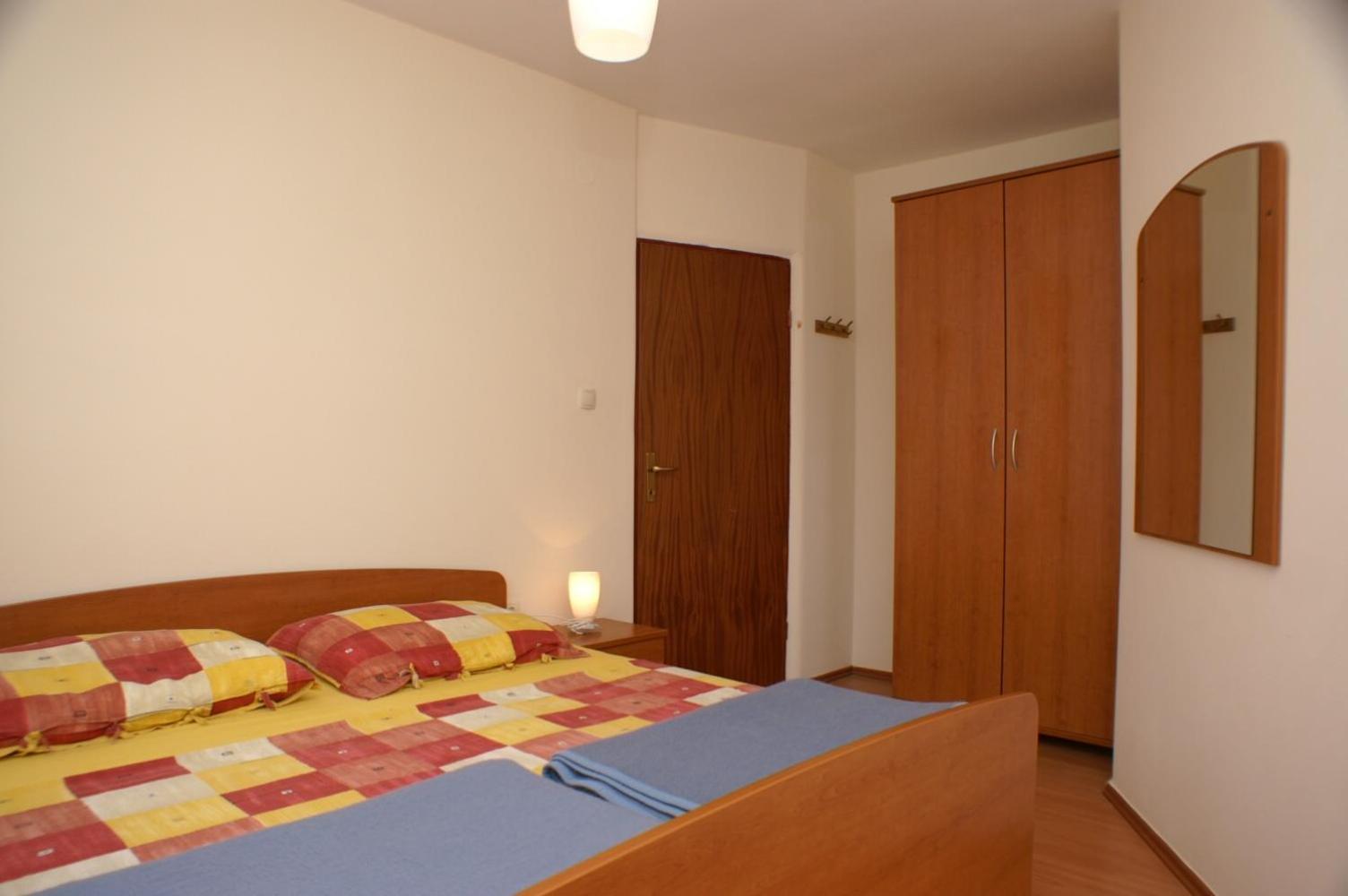 Apartments And Rooms By The Sea Jakisnica, Pag - 4160 Lun  Oda fotoğraf