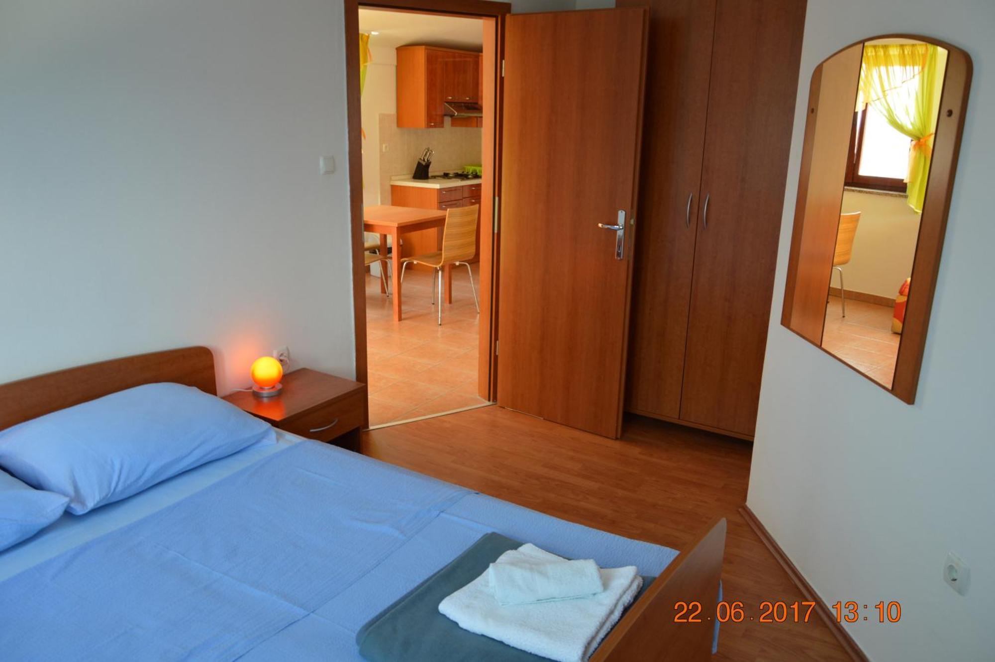 Apartments And Rooms By The Sea Jakisnica, Pag - 4160 Lun  Dış mekan fotoğraf